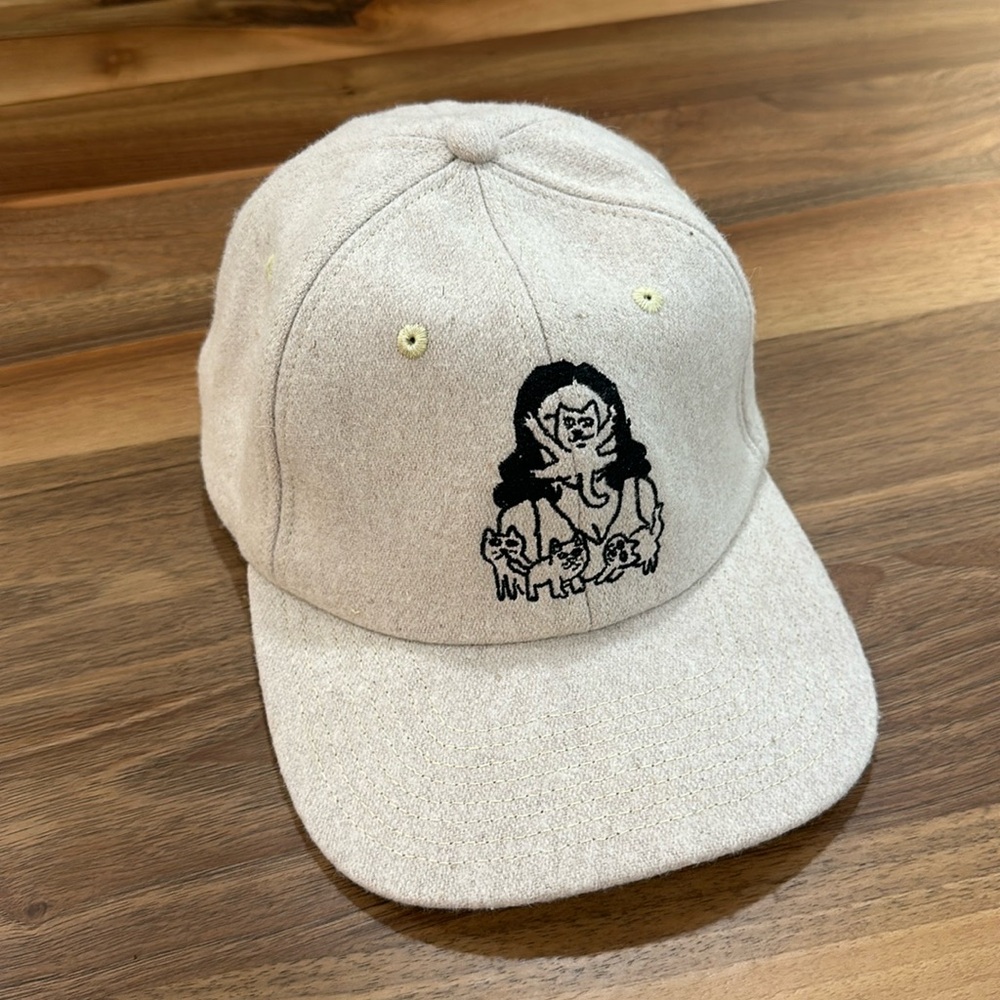 RIPNDIP beige wool hat with cat lady image